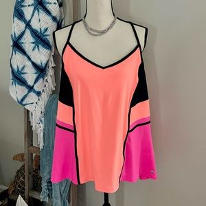 LIVI 22/24 Athletic Top in Bright Tones